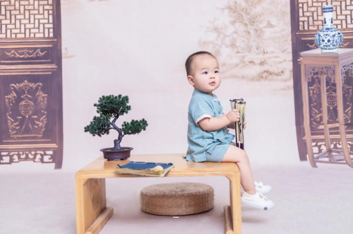 嘉鱼怀孕前期老是放屁