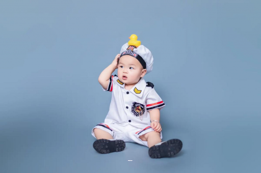 嘉鱼宝宝需要剃光头吗